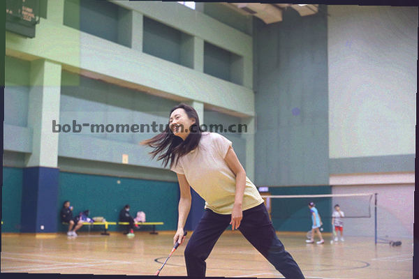 武汉市地理位置抽象轮廓与联系地址地图标记